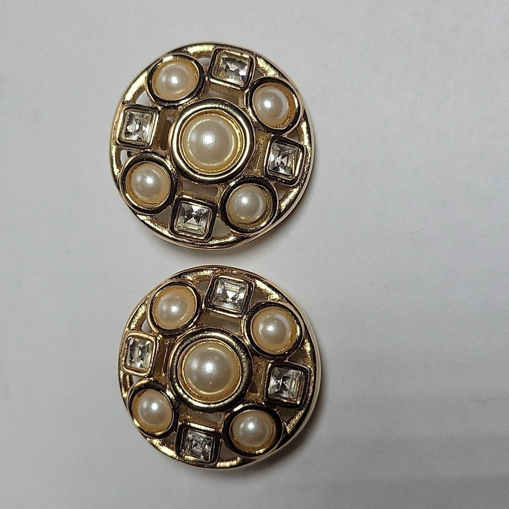 Givenchy Vintage Gold Rhinestone Pearl Circle Clip On Earrings Mob Wife - Picture 9 of 10
